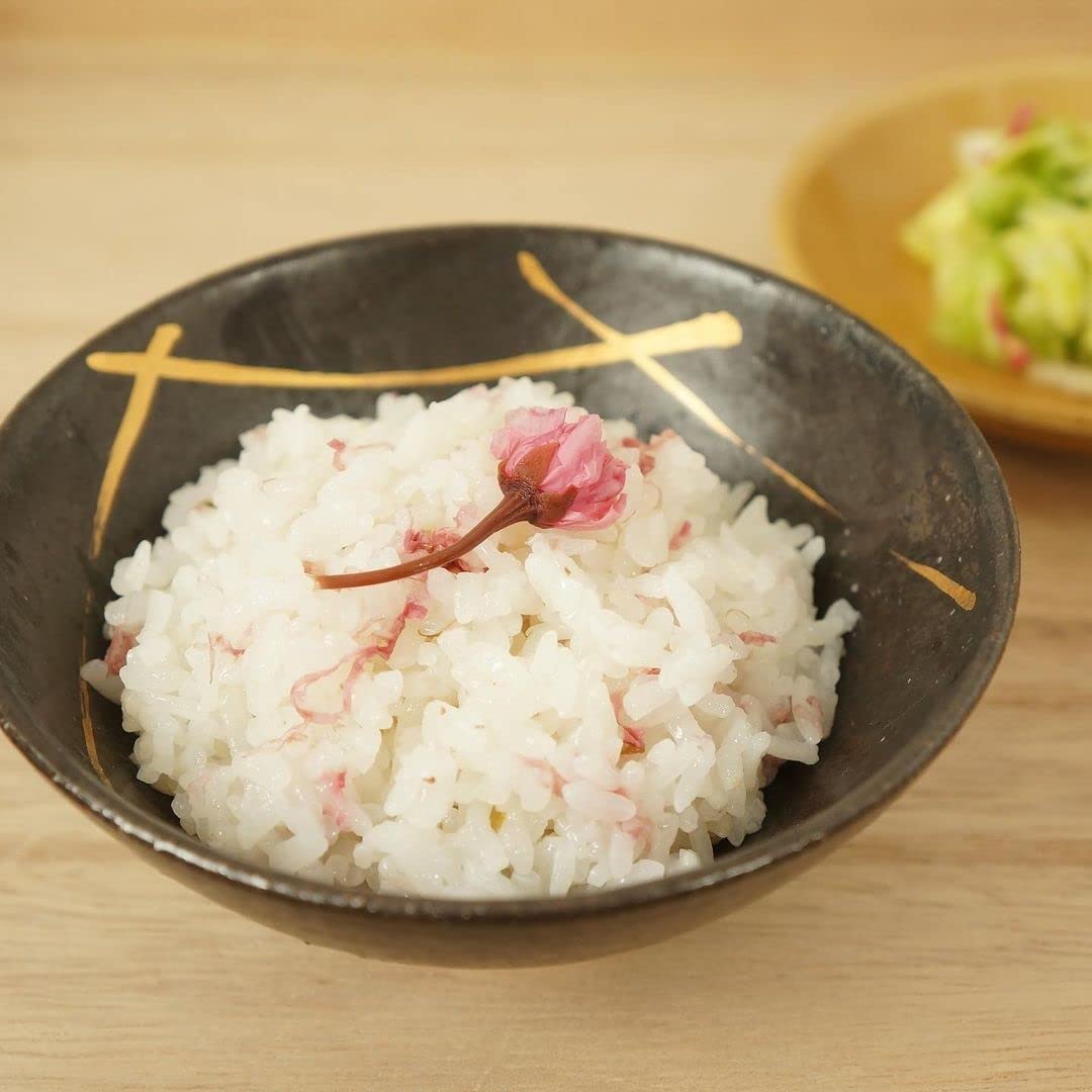 Amazon.co.jp: 桜の花塩漬け（桜花漬） 50g袋入り 【国産 桜茶 さくら